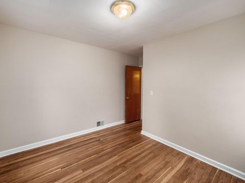 Tiny photo for 41 Elmwood Drive, Delaware, OH 43015 (MLS # 226000110)