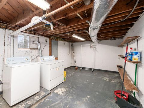 Tiny photo for 41 Elmwood Drive, Delaware, OH 43015 (MLS # 226000110)