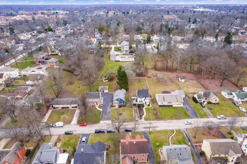 Tiny photo for 41 Elmwood Drive, Delaware, OH 43015 (MLS # 226000110)