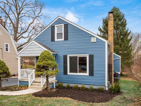 Tiny photo for 41 Elmwood Drive, Delaware, OH 43015 (MLS # 226000110)