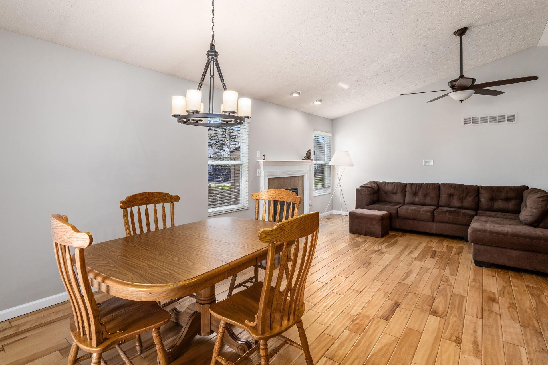 5974 Goldstone Drive, Grove City, Ohio image 11