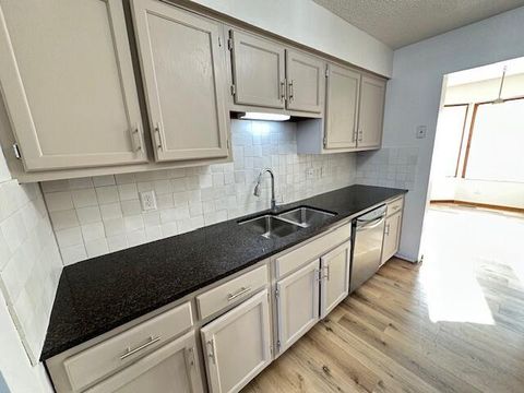 Tiny photo for 491 Durbin Road A #A, Columbus, OH 43213 (MLS # 226006170)