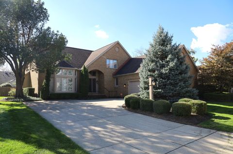 Photo of 2165 Partlow Drive, Columbus, OH 43220 (MLS # 225040678)