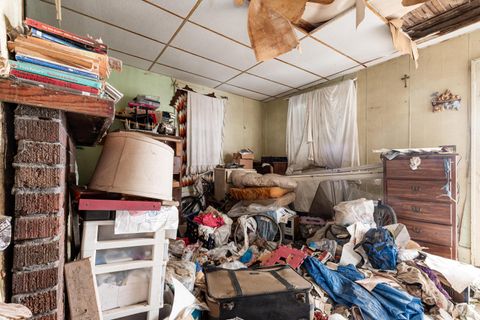 Tiny photo for 461 Stewart Street, Zanesville, OH 43701 (MLS # 226002337)