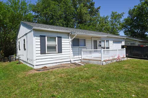 Tiny photo for 1073 Richmond Avenue, Marion, OH 43302 (MLS # 226030007)