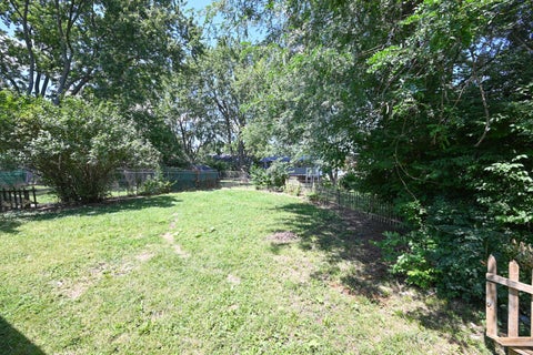 Tiny photo for 1073 Richmond Avenue, Marion, OH 43302 (MLS # 226030007)