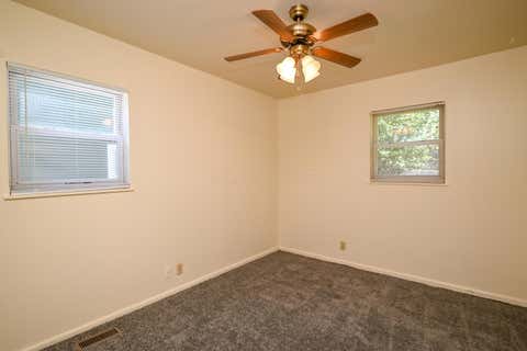 Tiny photo for 1073 Richmond Avenue, Marion, OH 43302 (MLS # 226030007)