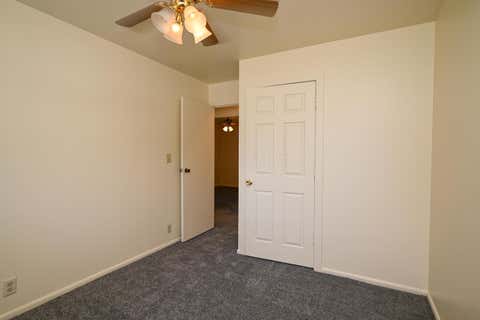 Tiny photo for 1073 Richmond Avenue, Marion, OH 43302 (MLS # 226030007)