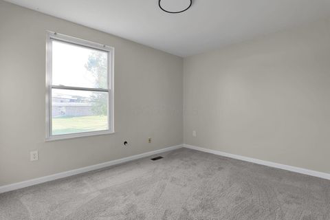 Tiny photo for 3551 Manila Drive, Westerville, OH 43081 (MLS # 225036993)