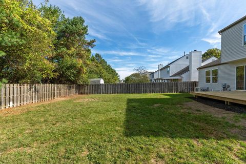 Tiny photo for 1587 Rebecca Drive, Marysville, OH 43040 (MLS # 225037634)