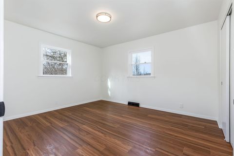 Tiny photo for 4338 Briarcliff Road, Nashport, OH 43830 (MLS # 226002522)