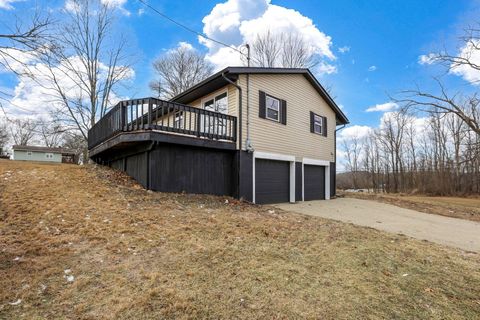 Tiny photo for 4338 Briarcliff Road, Nashport, OH 43830 (MLS # 226002522)
