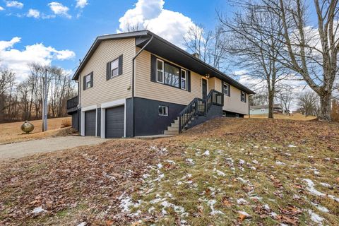 Tiny photo for 4338 Briarcliff Road, Nashport, OH 43830 (MLS # 226002522)