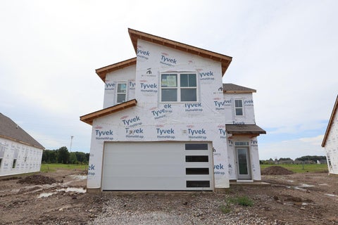 Photo of 5888 Creekview Drive, Powell, OH 43065 (MLS # 226033802)