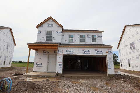Photo of 5882 Creekview Drive, Powell, OH 43065 (MLS # 226032423)