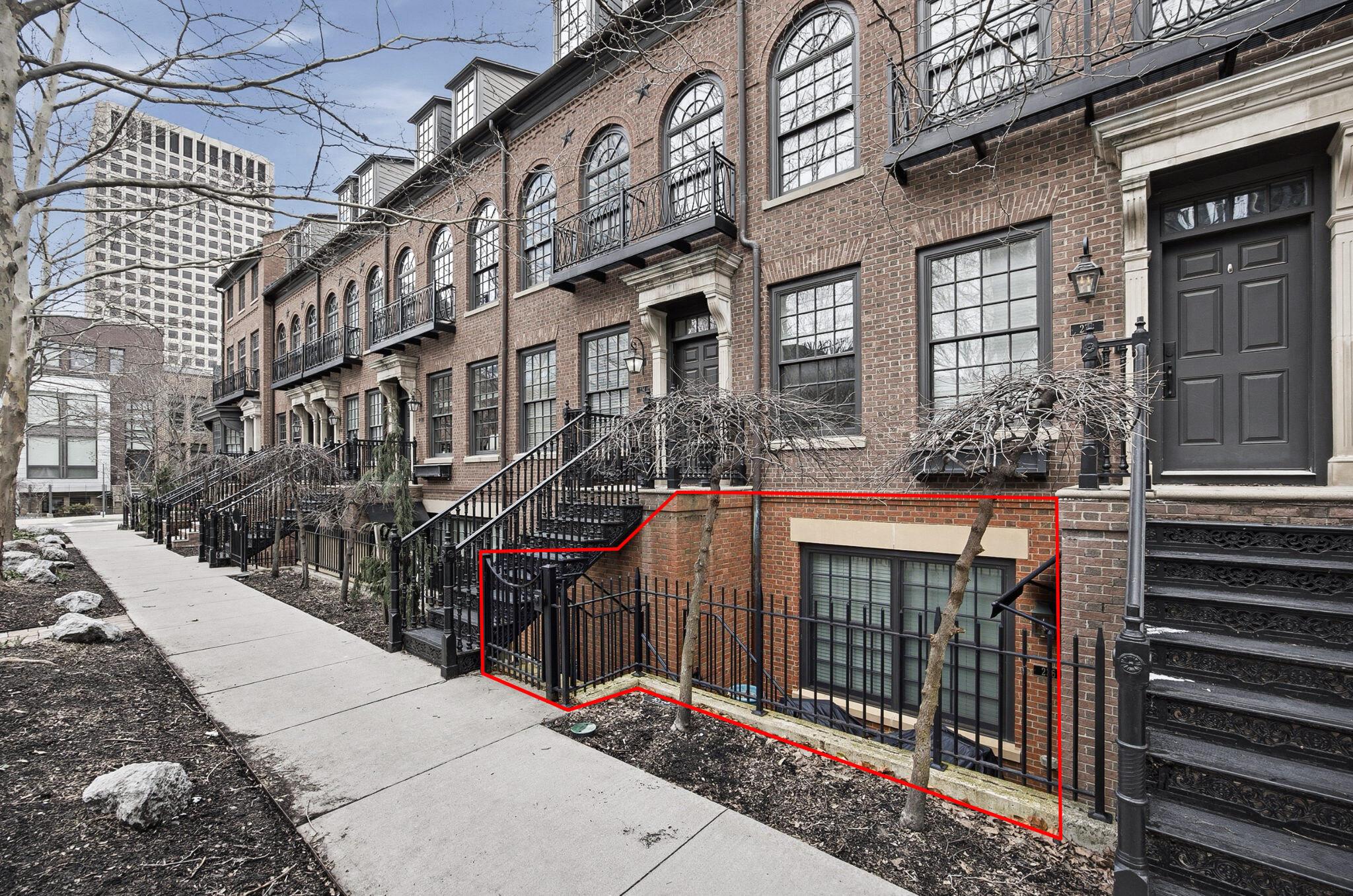 236 E Gay Street G24