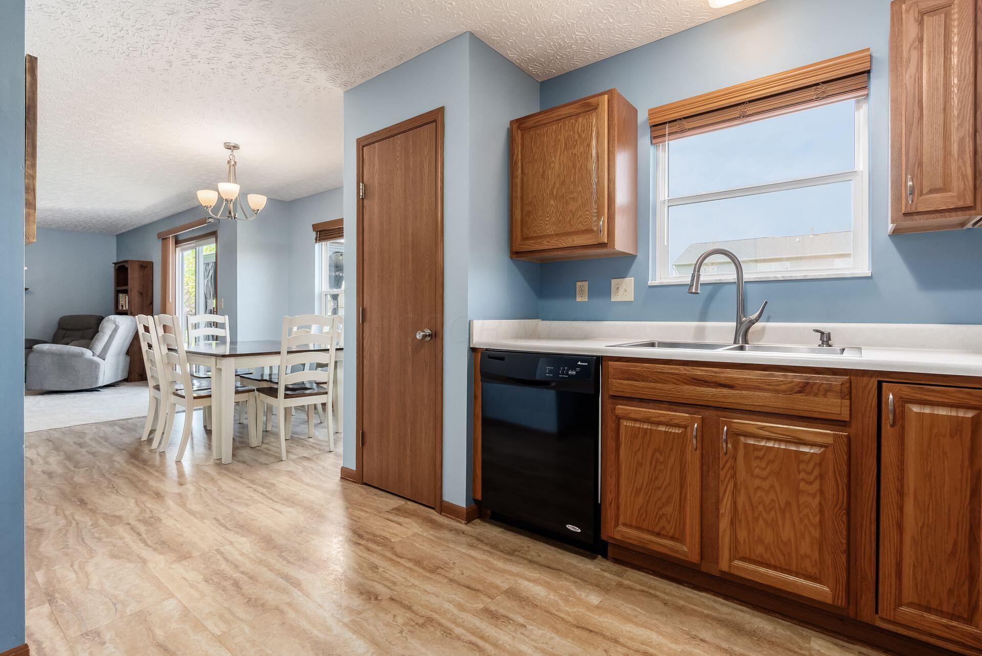 179 Harvard Loop, Delaware, Ohio image 12