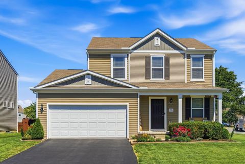 Photo of 3930 Snowshoe Avenue, Grove City, OH 43123 (MLS # 226019965)