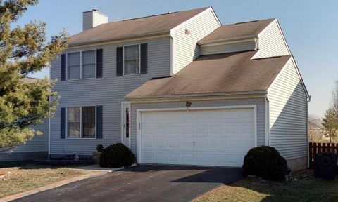 Photo of 1008 Greeley Drive, Galloway, OH 43119 (MLS # 226015104)