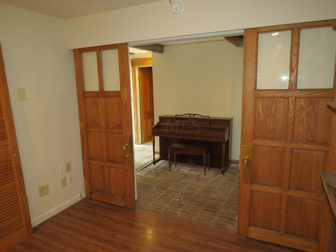 11 Plumb Street, Lockbourne, Ohio image 9