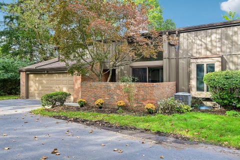 Photo of 95 Glen Drive, Worthington, OH 43085 (MLS # 226037639)
