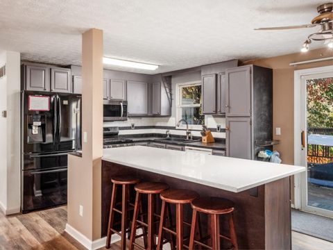 Tiny photo for 5376 Davidson Road, Hilliard, OH 43026 (MLS # 225041005)