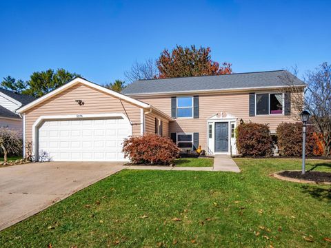 Tiny photo for 5376 Davidson Road, Hilliard, OH 43026 (MLS # 225041005)