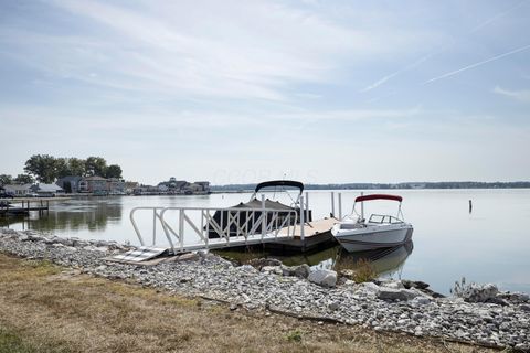 Tiny photo for 3371 Shepard Avenue NE, Millersport, OH 43046 (MLS # 225043293)