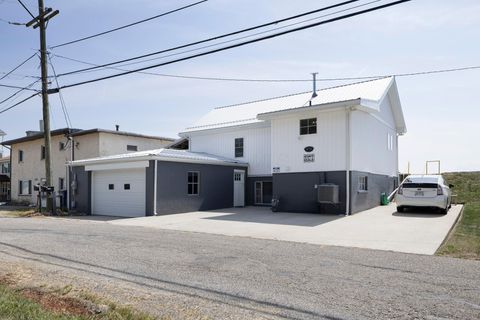 Tiny photo for 3371 Shepard Avenue NE, Millersport, OH 43046 (MLS # 225043293)