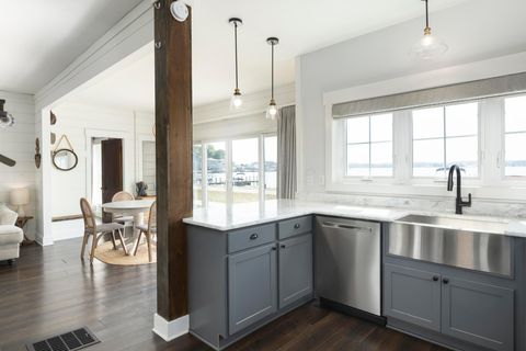 Tiny photo for 3371 Shepard Avenue NE, Millersport, OH 43046 (MLS # 225043293)