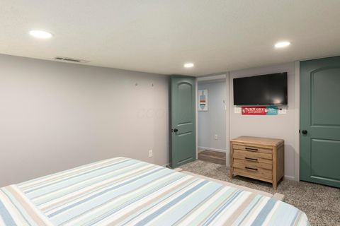 Tiny photo for 3371 Shepard Avenue NE, Millersport, OH 43046 (MLS # 225043293)