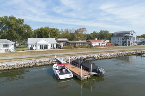 Tiny photo for 3371 Shepard Avenue NE, Millersport, OH 43046 (MLS # 225043293)