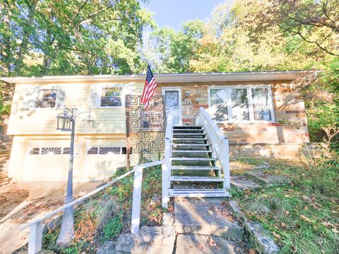 Photo of 1318 Graf Street, Lancaster, OH 43130 (MLS # 225039575)