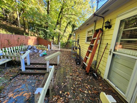 Tiny photo for 1318 Graf Street, Lancaster, OH 43130 (MLS # 225039575)