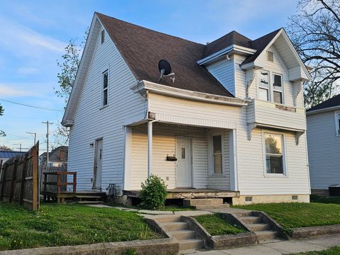 Photo of 117 W Paint Street, Washington Court House, OH 43160 (MLS # 226012698)