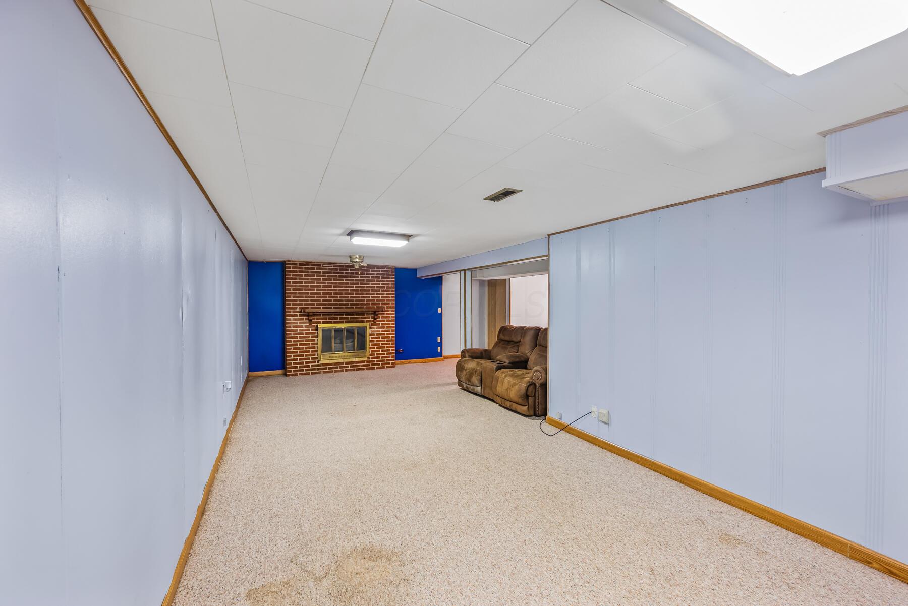 2421 Freda Drive, Bucyrus, Ohio image 33