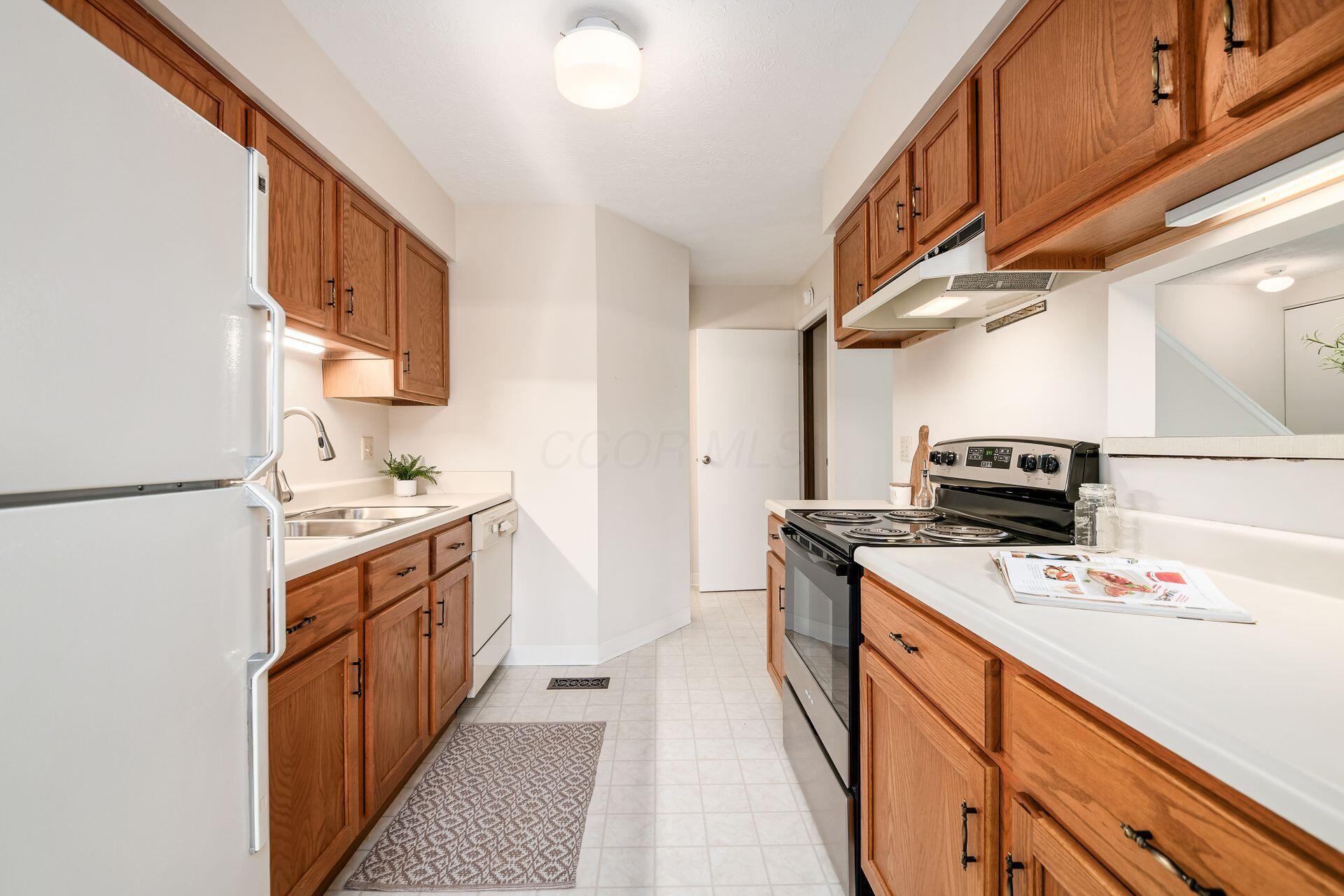 5256 Captains Court, Columbus, Ohio image 17