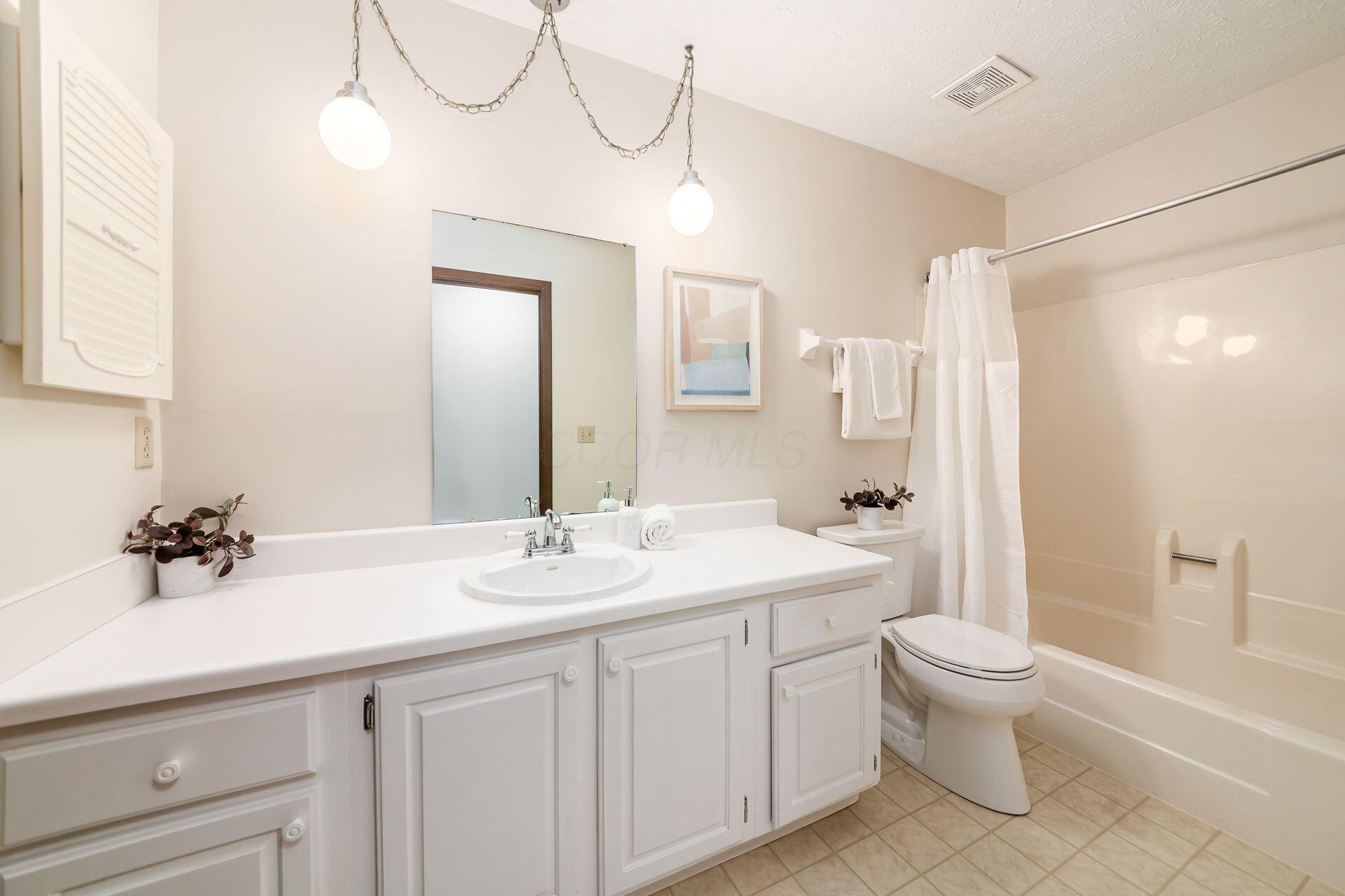 5256 Captains Court, Columbus, Ohio image 25