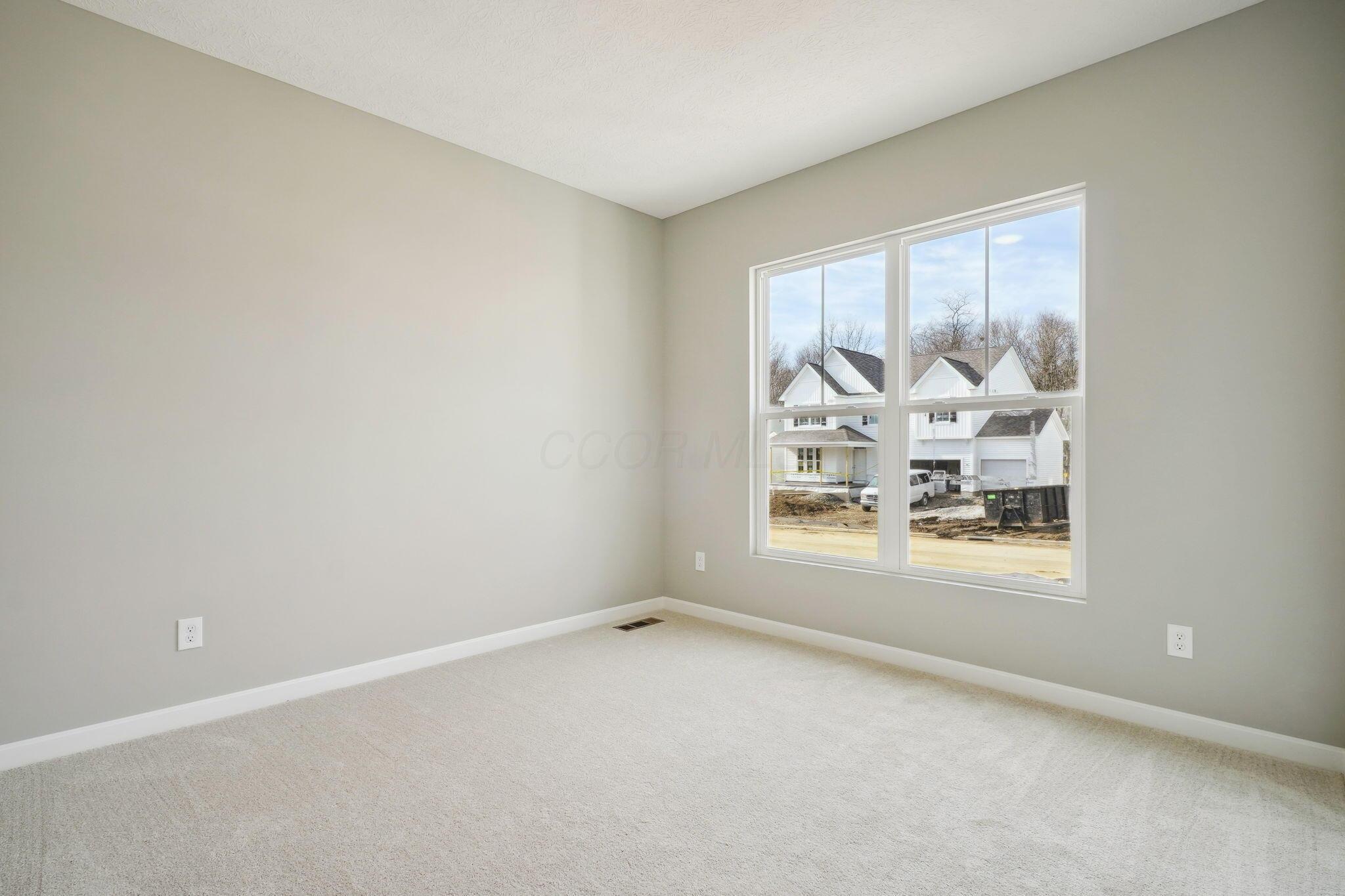 217 Isleta Drive, Pataskala, Ohio image 6