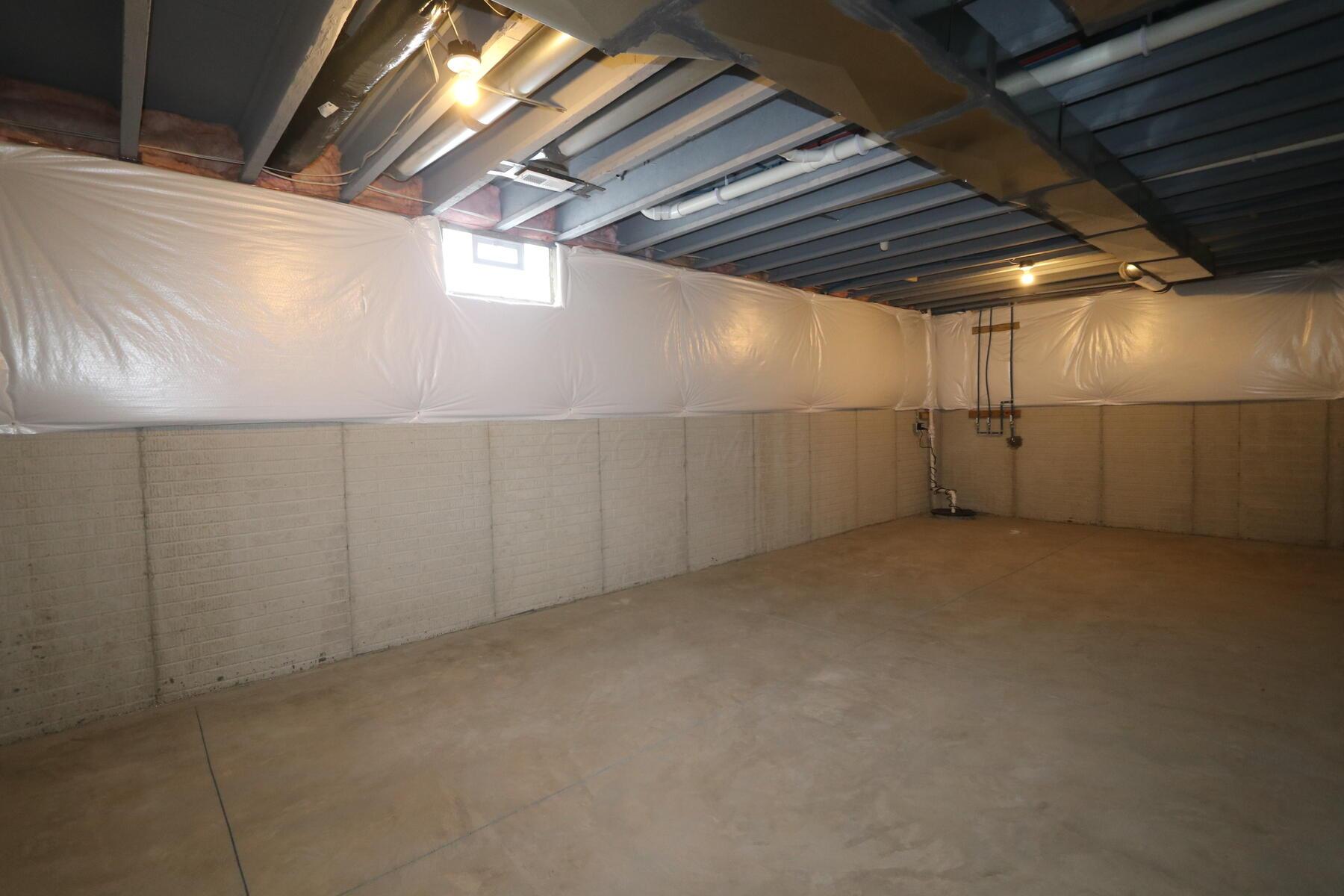 217 Isleta Drive, Pataskala, Ohio image 36