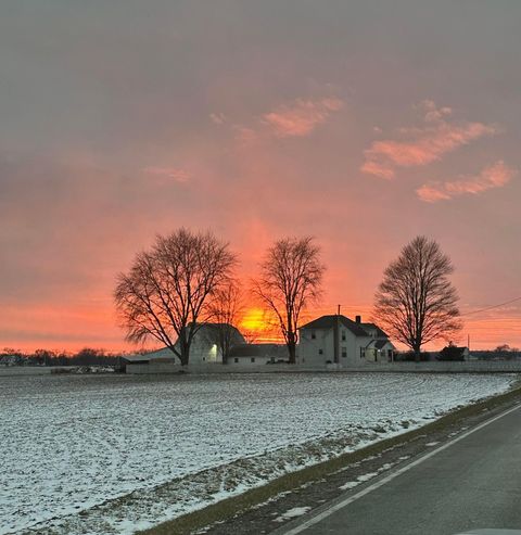 Photo of 6475 Lilly Chapel Geo Road, London, OH 43140 (MLS # 226008122)