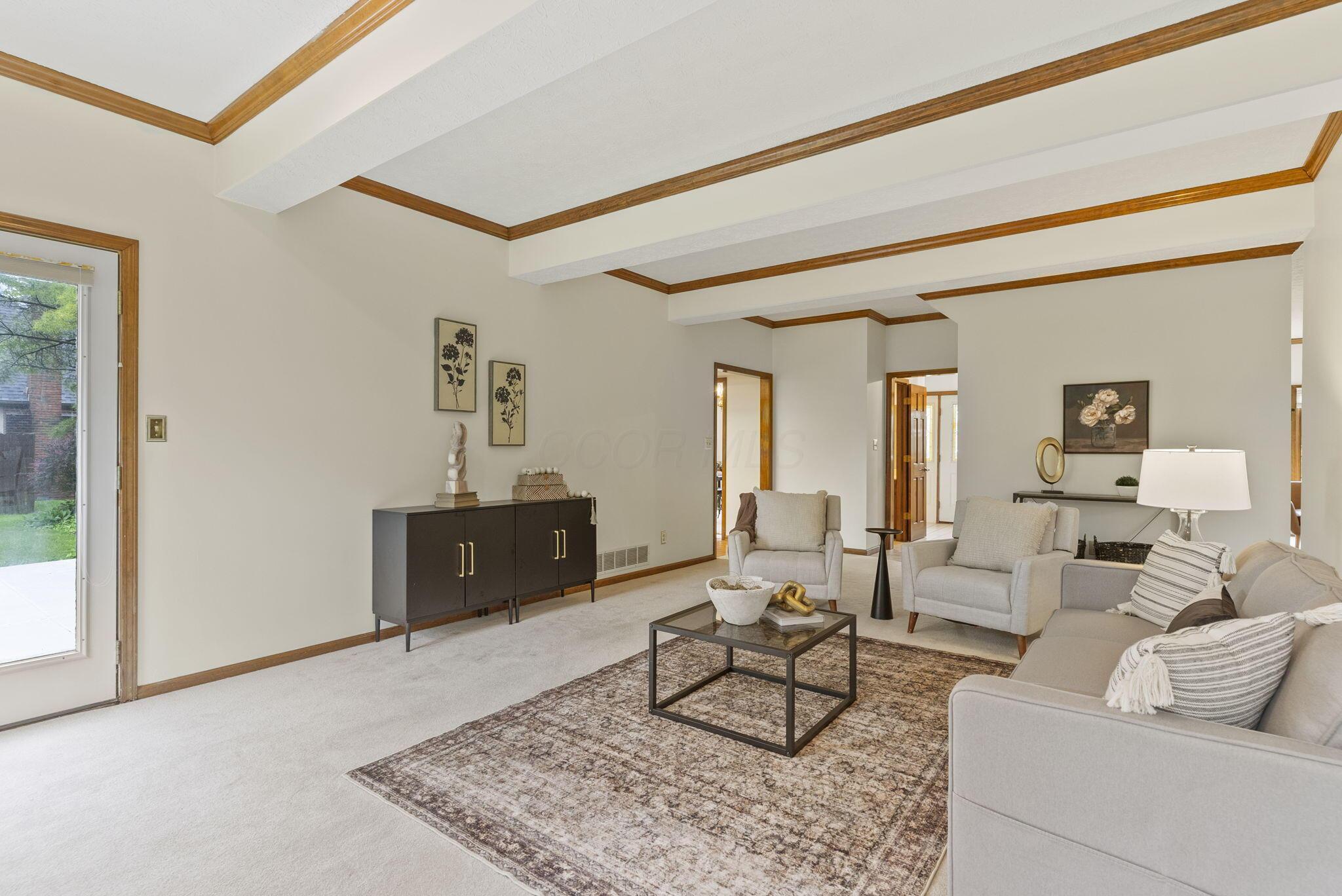 8538 Chateau Drive, Pickerington, Ohio image 16