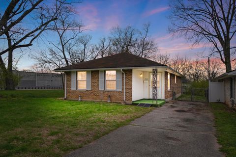 Photo of 2322 Koehler Avenue, Dayton, OH 45414 (MLS # 226009934)