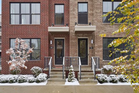 Photo of 286 Dickenson Street, Columbus, OH 43215 (MLS # 225043779)