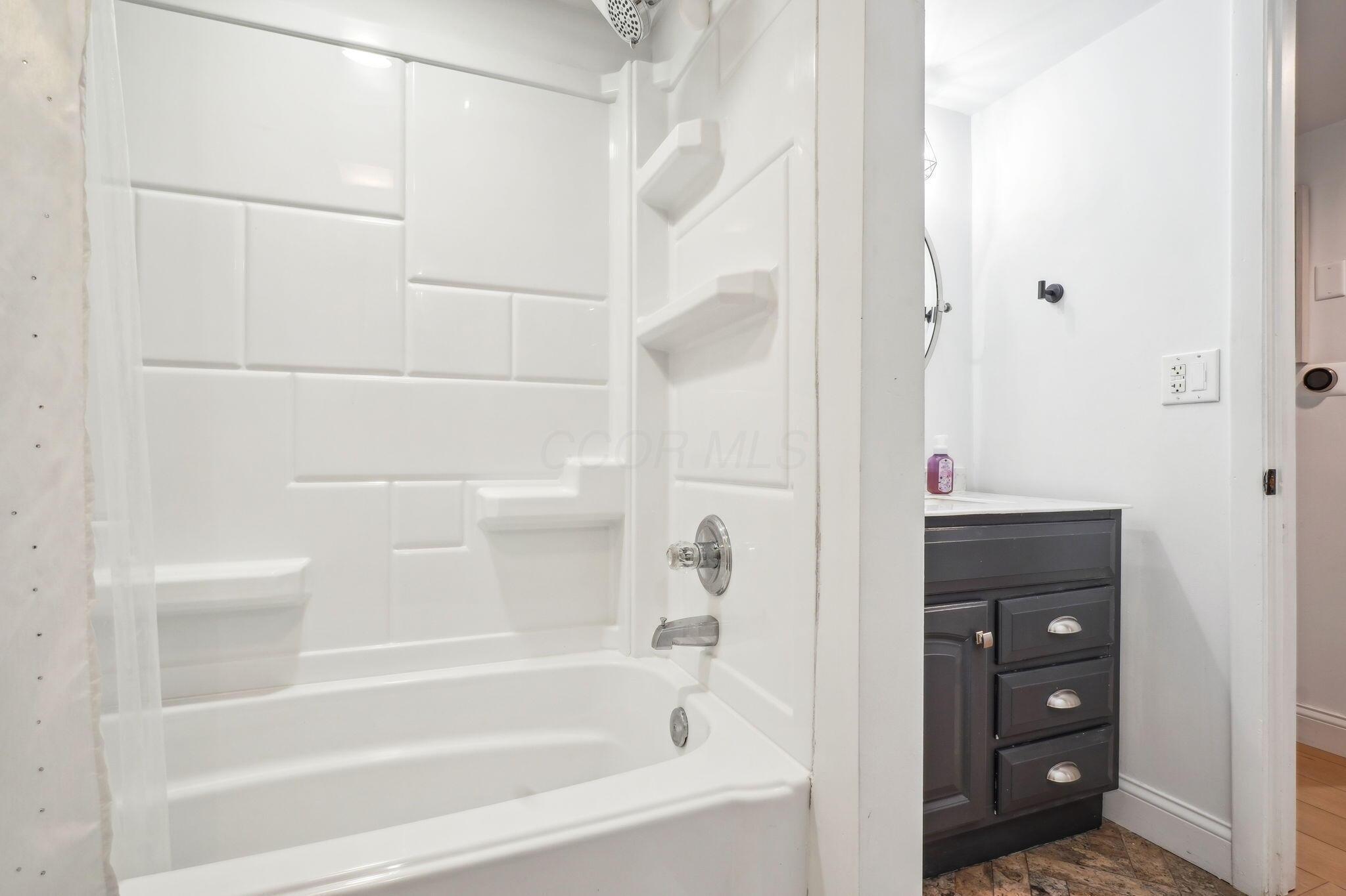 1450 Cliff Court #25, Columbus, Ohio image 9