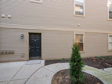 Tiny photo for 46 W Russell Street, Columbus, OH 43215 (MLS # 225040978)