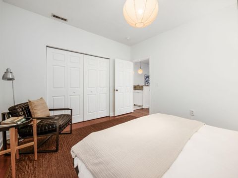 Tiny photo for 46 W Russell Street, Columbus, OH 43215 (MLS # 225040978)