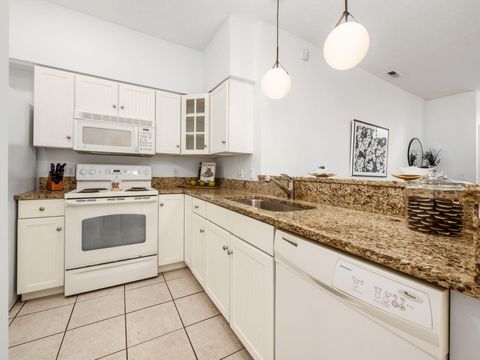 Tiny photo for 46 W Russell Street, Columbus, OH 43215 (MLS # 225040978)