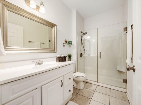 Tiny photo for 46 W Russell Street, Columbus, OH 43215 (MLS # 225040978)