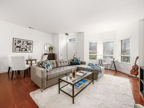 Tiny photo for 46 W Russell Street, Columbus, OH 43215 (MLS # 225040978)